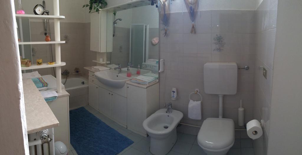 B&B Le Campane Ферара Стая снимка